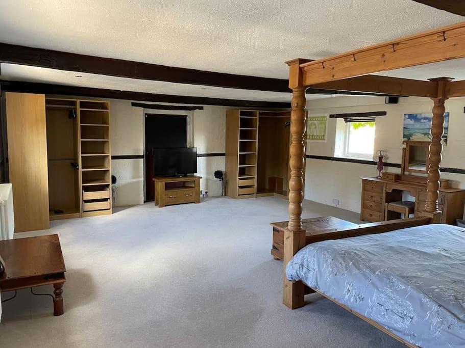 The Old Hay Barn - Games Room, Gym, Sleeps 8 Godmanchester Εξωτερικό φωτογραφία